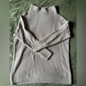 RD Style Gray Turtleneck Sweater